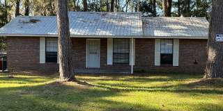 1196 SE MAGNOLIA LOOP Gallery 1