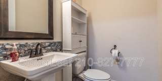 908 Sussex Cv Gallery 35