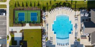 Abrazo at Rice Hope Gallery 1