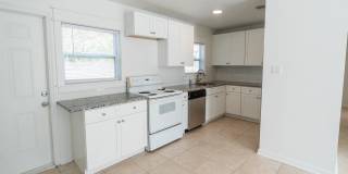 406 Essex Drive Gallery 9