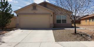 3 bed 2 bath home in Huning Ranch Gallery 1