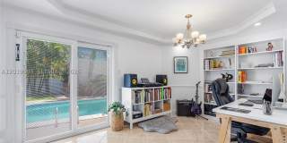 3021 N 72nd Way Gallery 3