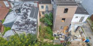 Spacious 2BR/2.5BA Townhome with Finished Basement & Extra Storage Gallery 8