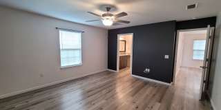 Ten Acre Terrace 3 bedroom 2 bath home w/2 car garage Gallery 11