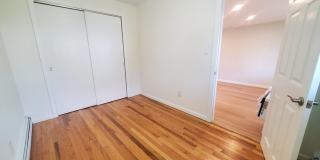 45 Wilton Avenue Gallery 10