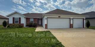 524 Evergreen Gallery 1
