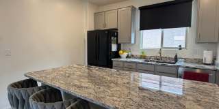 Gorgeous 3 Bedroom 2 Bath with modern upgrades in the home! Gallery 7