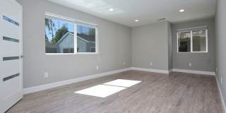4423 Ethel Avenue Gallery 20