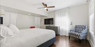 459 NE 15TH AVE FORT LAUDERDALE, FL 33301- Gallery 23