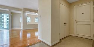 10787 Wilshire Boulevard Gallery 5