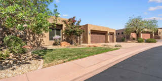 Beautiful Home in an Exclusive Gated Community Gallery 34