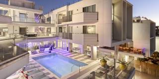 Millennium Santa Monica Gallery 12