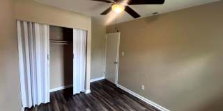 5523 Livingston ~ University Estate Gallery 20
