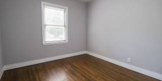 3 Bed | 1 Bath | Mid Town | $1400 Gallery 20