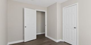 308 Caroline Avenue Gallery 16