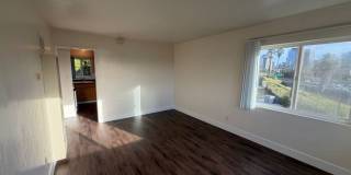 1920 Front Street Gallery 1