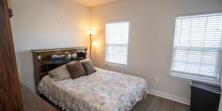 9926 NEW POINTE Drive Gallery 27