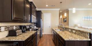 1943 Boardwalk Drive Gallery 4