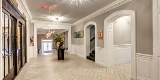 The Loraine Apartments Gallery 16
