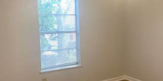 2 bed 1 bath town home. Lynn haven. Gallery 12