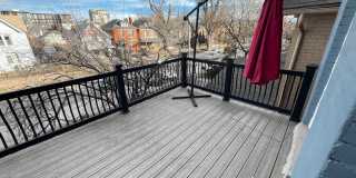 $1000 Move in Special - Beautiful 2 bed 1 bath in unit W/D, renovated kitchen, walkability! Gallery 31