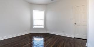 1030 E 47th St Gallery 4