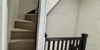 2216 Whittier Avenue - 1 Gallery 16