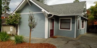 355 Johnson Ave Gallery 1