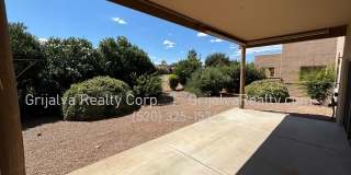 Beautiful 2 BD 2 BA House in the Springs in Green Valley - GVR Included! Gallery 14