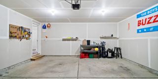 Bright & Comfortable 3 Bedroom Home Gallery 35