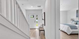 266 PARK LAKE STREET Gallery 25