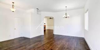 Wonderful 3bd/2ba Elk Grove Home with 2 Car Garage Gallery 5