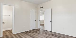 2 Bedroom 2 Bathroom Home with Flex Space & Spacious Backyard! Gallery 17