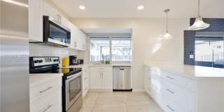 609 S Crescent Dr Gallery 10