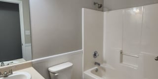 Spacious 4BR Home with Fireplace, Screened Porch & Privacy-Fenced Yard Gallery 6