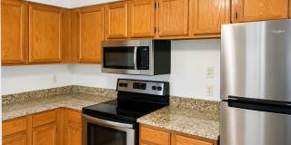 2557 Stockbridge Drive #B Gallery 6