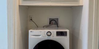 531 N Marengo Ave Gallery 13