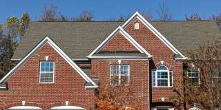 Stunning 7 Bedroom House with a Loft and Updated Kitchen in Harrisburg Gallery 1
