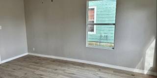 5411 Clark Gallery 16