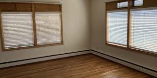 2 Bed 1 Bath Duplex with Attached Garage Gallery 6