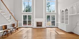 235 Summerhouse Lane Gallery 10