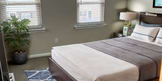 Ashland Towne Square Gallery 22