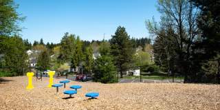 Murrayhill Park Gallery 34