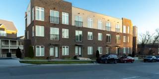 Charming 1BR/1BA home in vibrant East Nashville! Charming 1BR/1BA home in vibrant East Nashville! Gallery 1