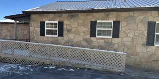 143 McCully Lane Gallery 1