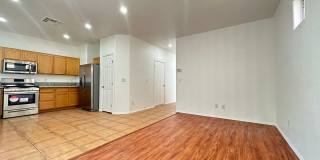 Single Family Home 3 Beds, 2.5 bath, 1 car garage Gallery 5