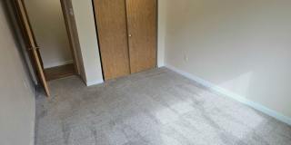 Renton Sunset Heights Condominiums - 2 bedroom 1 bathroom lower floor unit - W/S/G included- Available NOW!! Renton Sunset Heights Condominiums - 2 bedroom 1 bathroom lower floor unit - W/S/G included- Available NOW!! Gallery 11