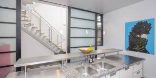 Stunning 4Bed/2.5ba Condo in Pacific Heights Gallery 13