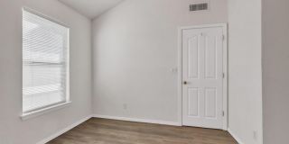 816 DAKOTA RIVER Avenue Gallery 22