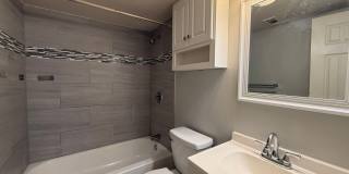 Saint Clair  -  2459 S Gallery 21